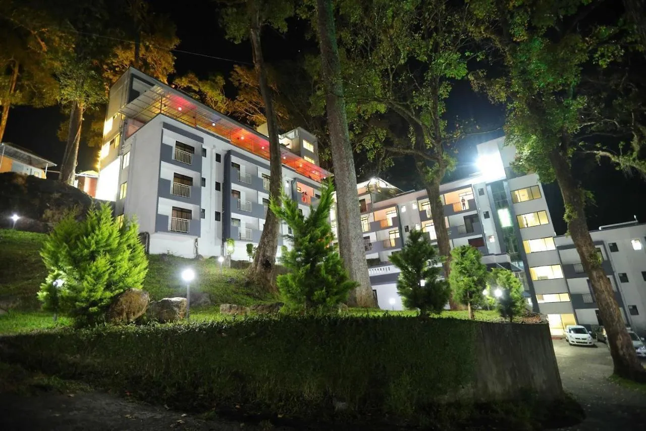 Hotel Munnar Black Forest Resort