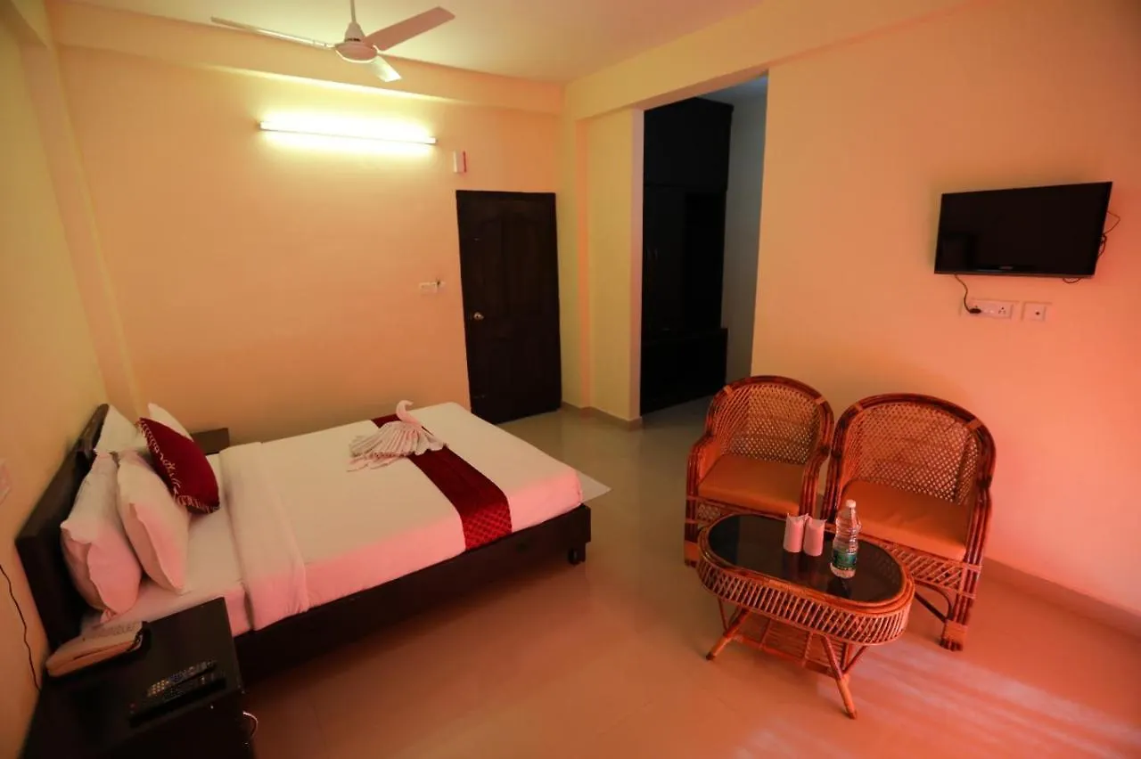 **** Hotel Munnar Black Forest Resort India