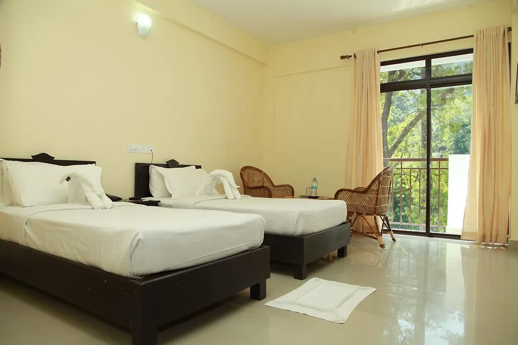 **** Hotel Munnar Black Forest Resort India