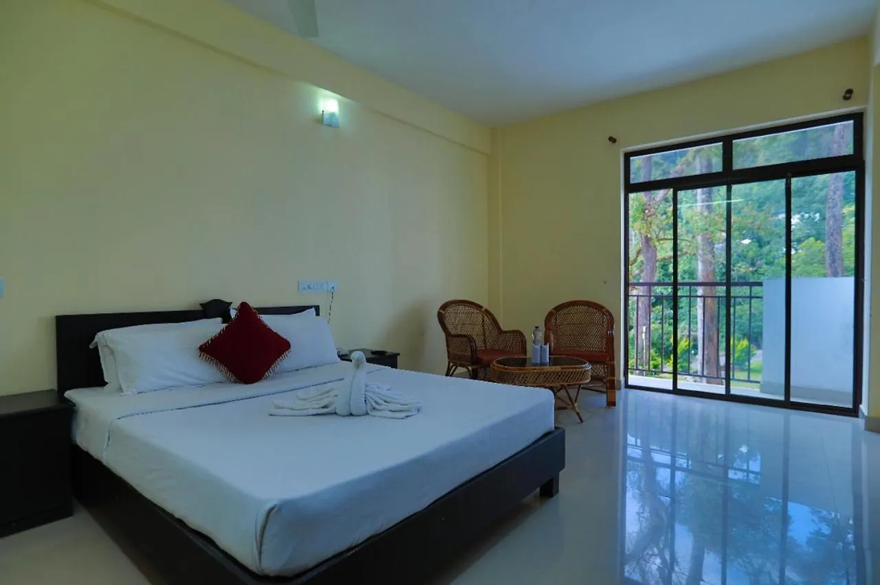 Munnar Black Forest Resort 4*,